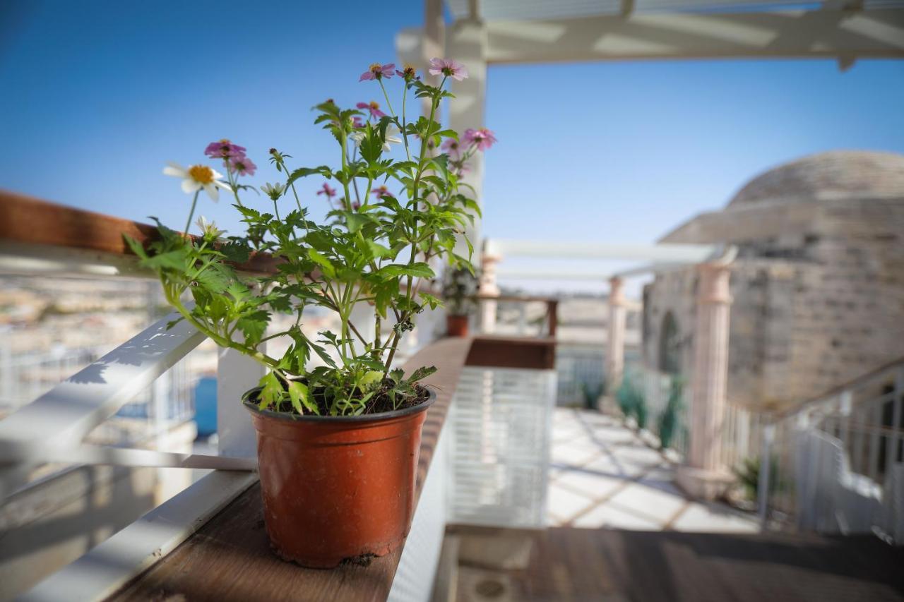 Western Wall Luxury House เยรูซาเลม ภายนอก รูปภาพ
