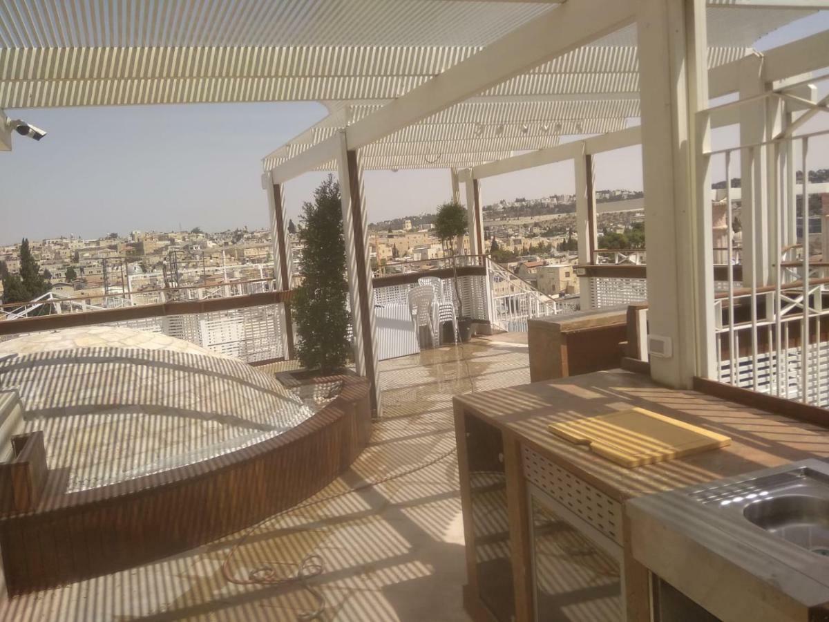 Western Wall Luxury House เยรูซาเลม ภายนอก รูปภาพ