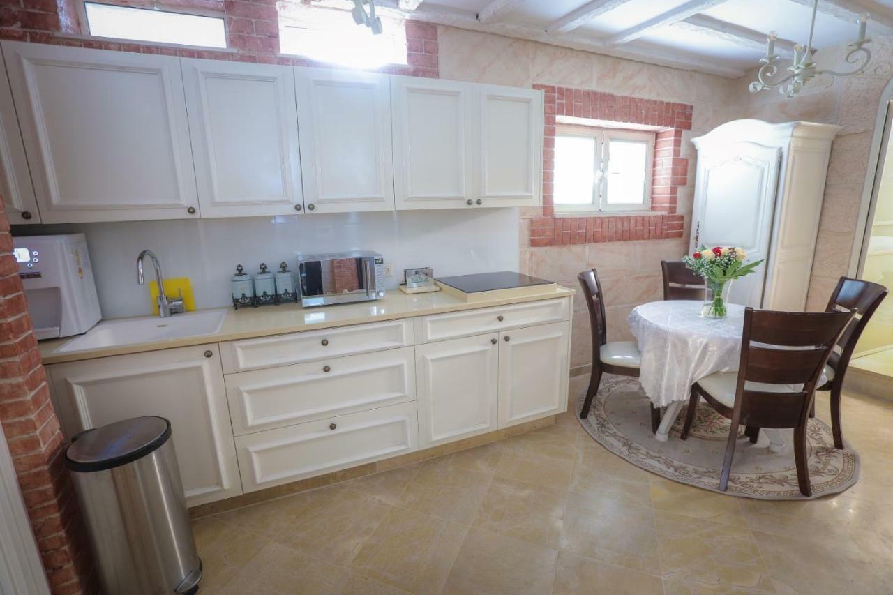 Western Wall Luxury House เยรูซาเลม ภายนอก รูปภาพ