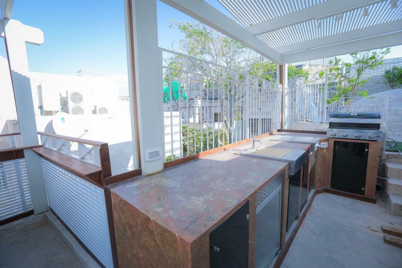 Western Wall Luxury House เยรูซาเลม ภายนอก รูปภาพ